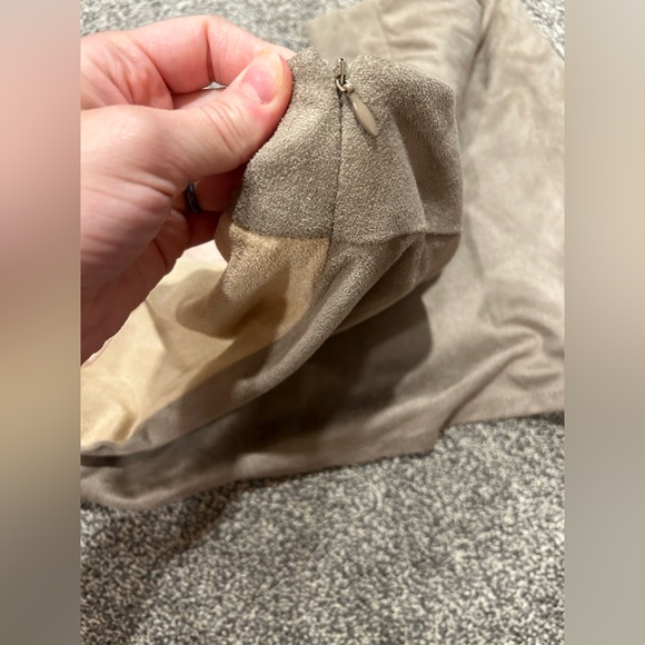 NWT Color block suede skirt- multiple sizes! - Picture 4 of 4